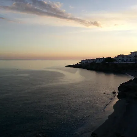 Playa Torrecilla Piscina Centro 2 * Nerja